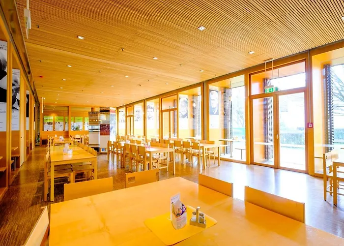 Internationales Jugendgaestehaus Hostel Νταχάου