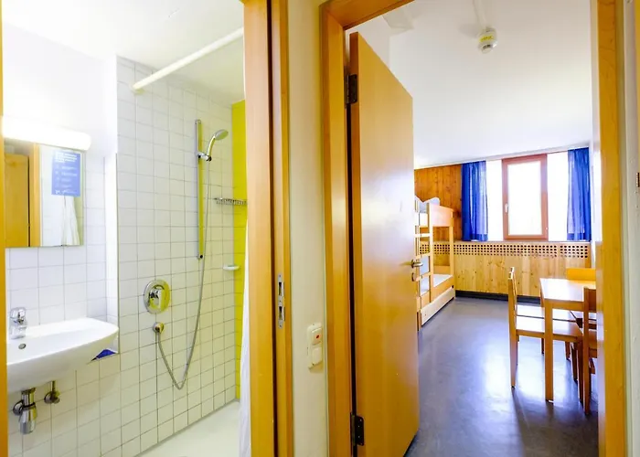 Internationales Jugendgaestehaus Hostel Νταχάου